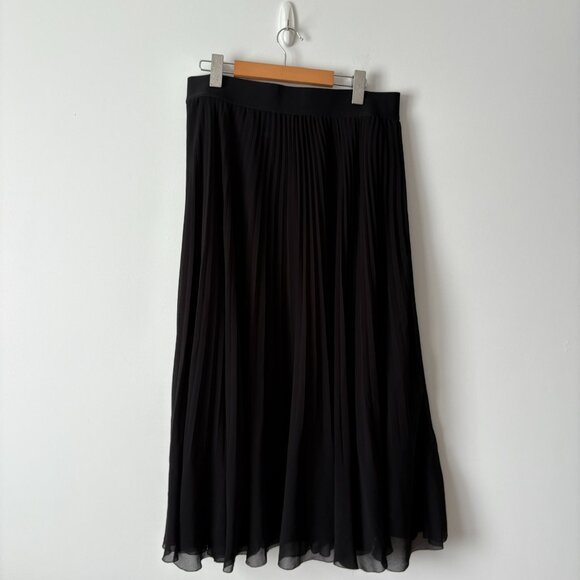 Aritzia Wilfred Twirl Pleated Midi Skirt Black Size XL - Picture 5 of 6